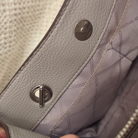 Michael Kors Gray Pebbled Leather Bag - Picture 12 of 15